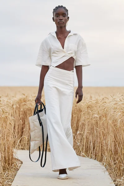 Look 3